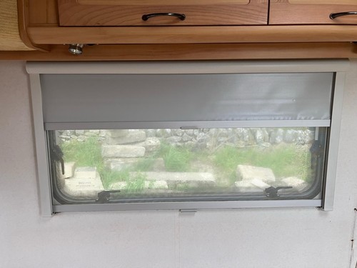 Remis caravan window cassette - remis,
