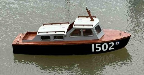 Wooden model boat - rc,