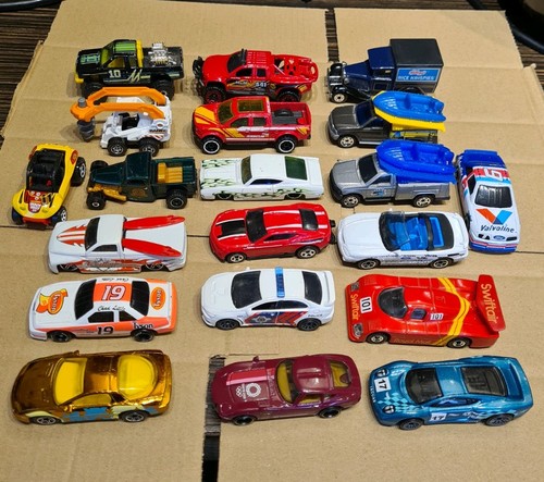 Hot wheels matchbox 64 - hot, wheels/matchbox