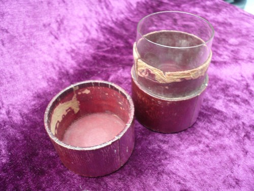 Small travelling glass - , in