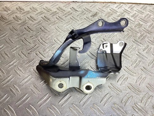 Lexus bonnet hinge front - lexus,