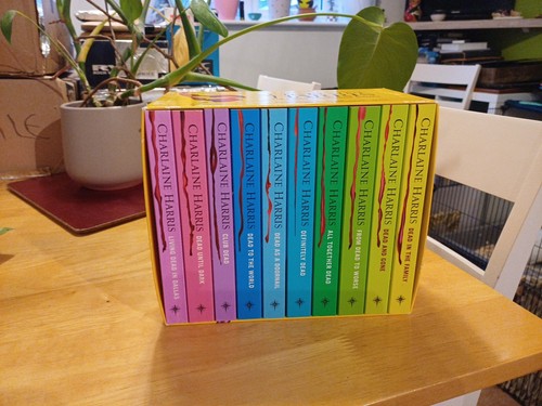 Sookie stackhouse boxset - stackhouse,