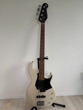YAMAHA BB234 Electric Bass