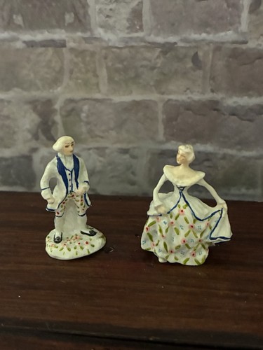 Dolls house scale - house, 1/12