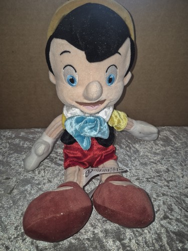 Pinocchio disney store - -,