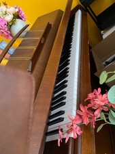 piano must collect good condition 