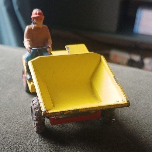 Thwaites tusker diecast - 1:43,