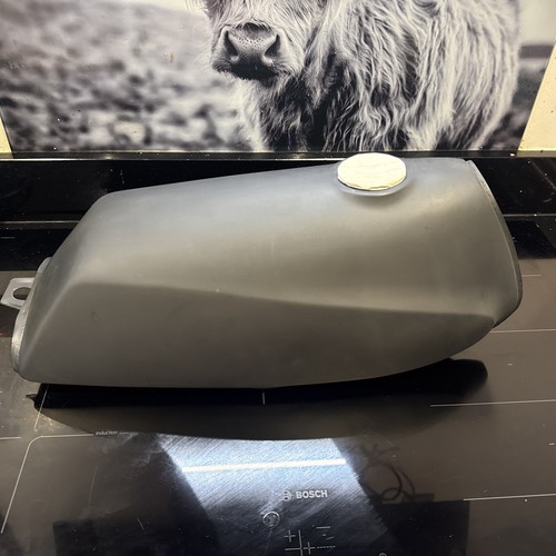 Suzuki sp370 sp400 - fuel, tank