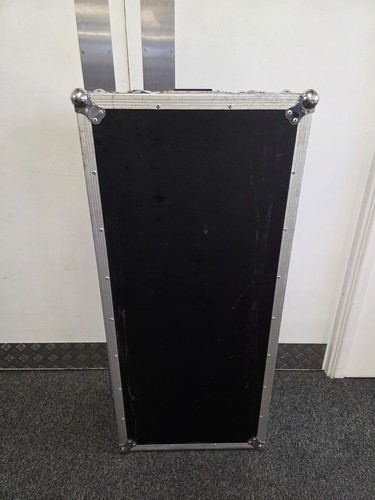 Kamkase kam flight case - by,