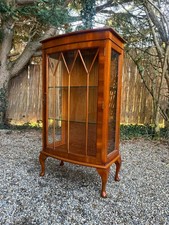 Antique reproduction walnut bow fronted drinks cocktail drinks cabinet