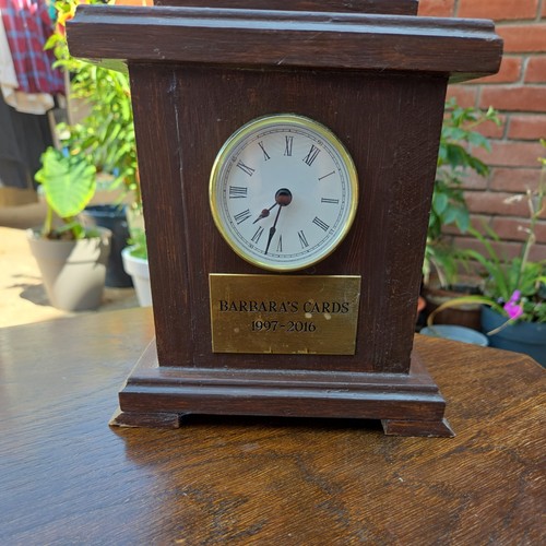 Wooden mantel clock small desk - clock,
