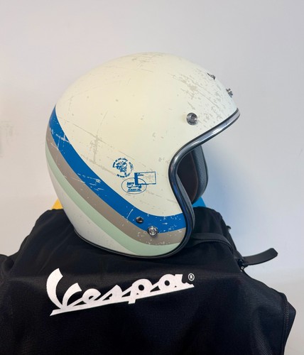 Motorcycle helmets open face - open,