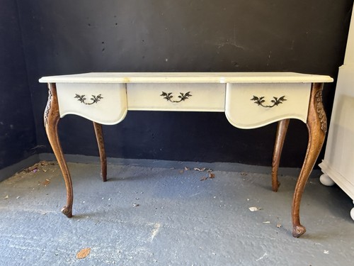 Dressing table - dressing,
