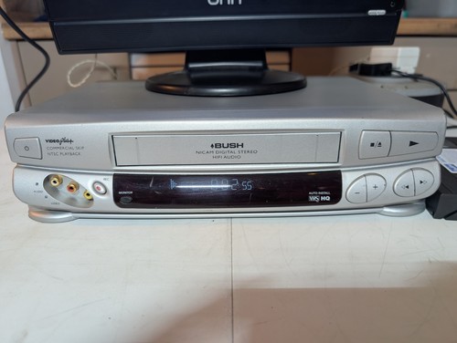 Bush vhs player vcr923 - bush,