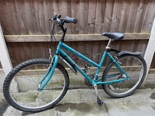 Raleigh vixen ladies bike - raleigh,