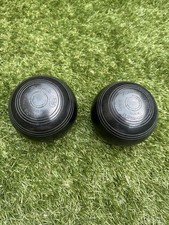 2 Henselite Supergrip Lawn Bowls Size 4
