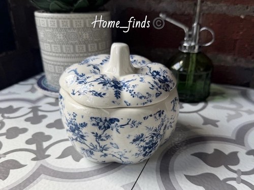 Laura ashley blue white - laura,