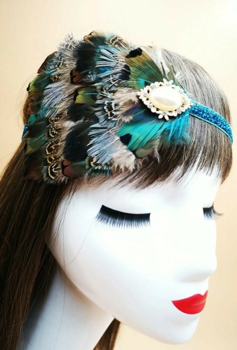 Dark green gold peacock - green,