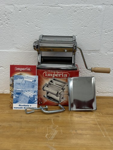 Imperia pasta machine complete - machine,