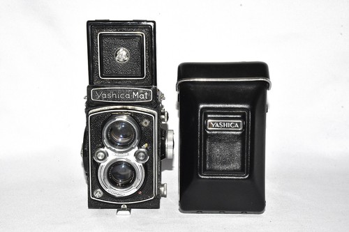 Yashica mat tlr - 80mm, f/3.5