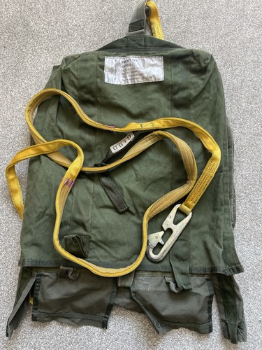 Irvin aerospace ltd parachute - irvin,