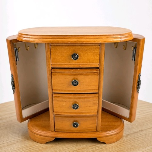 Vintage wooden jewellery - vintage,