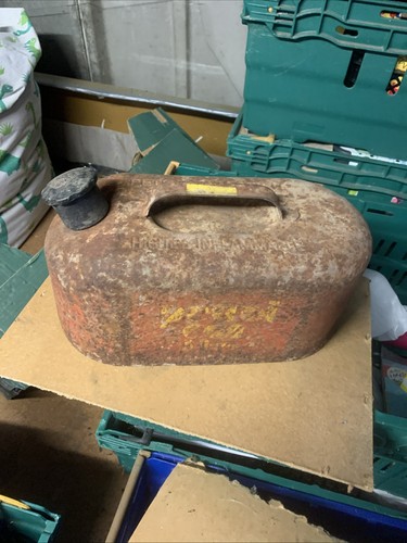 Lovely old pml fuel can - lovely,