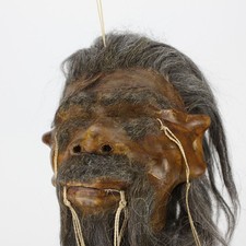 Replica! Shrunken head mirror