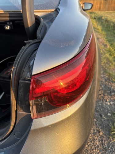 Mazda tail light rear right - mazda,