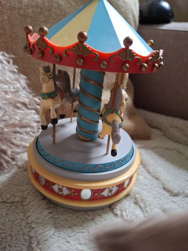 Vintage enesco carousel - enesco,