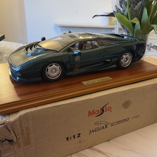 Jaguar xj220 scale in - jaguar,