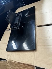 ORIGINAL TV STAND FOR 32” SAMSUNG LE32D550K1W +FITTING SCREWS