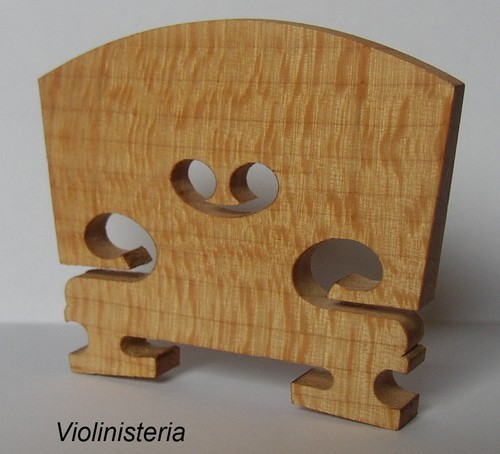 Violin bridge old - old, flamed