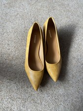 Graceland Size 6 Kitten Heel Court Shoes BNWT Heel Height 2 Inches