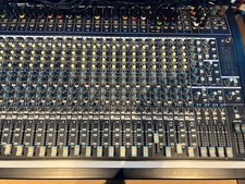 BEHRINGER EURODESK 24 CHANNEL