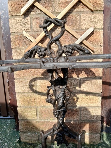 Victorian cast iron - cast,