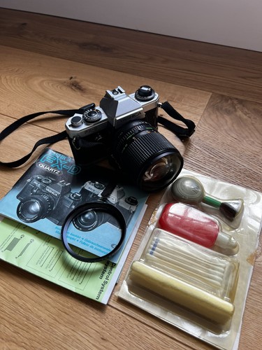 Yashica quartz 35mm - 35mm, slr