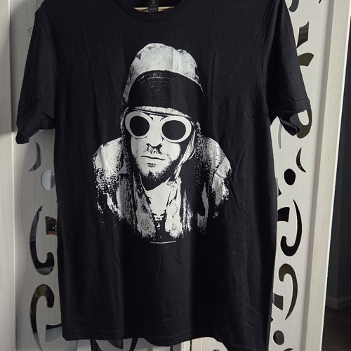 Kurt cobain nirvana shirt - nirvana,