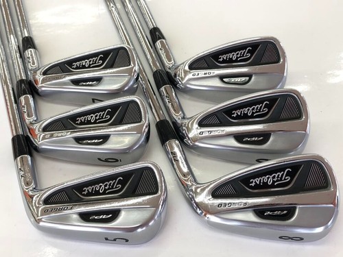 Titleist 712 irons - 2,