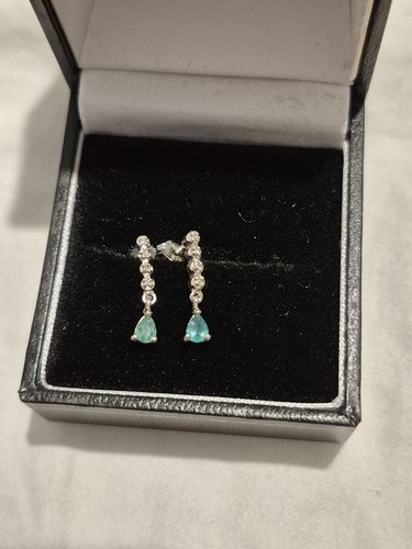 9ct 375 white gold emerald - 375,