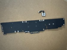 Apple MacBook Air M2  A2681