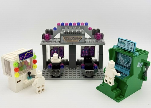 Lego minifigure arcade machine - minifigure,