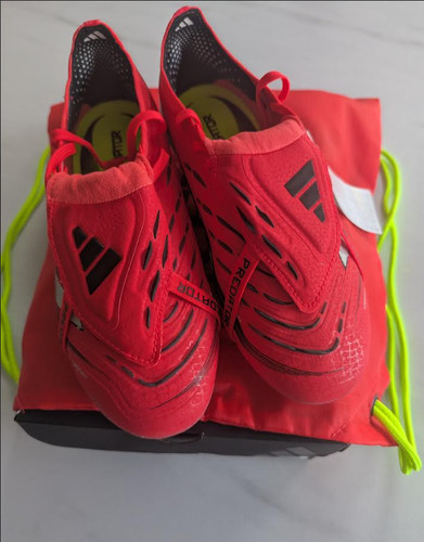 Predator elite size 5 - ft, 5.5