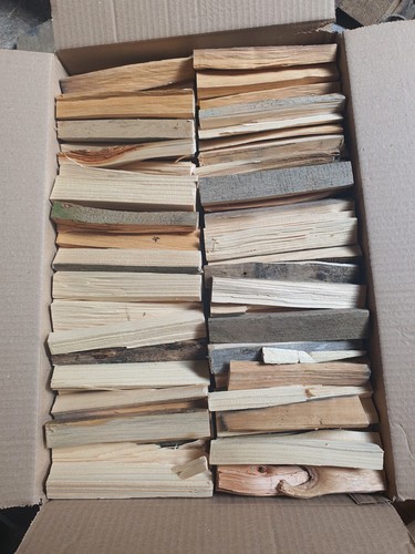 Box well seasoned dry split - well,