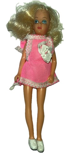 Pippa doll size lesney - size,
