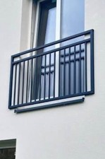 Juliet Balcony, Flat walll