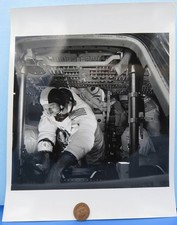 NASA press PHOTO vtg Apollo 15 Astronaut WORDEN Simulated Altitude Chamber Test