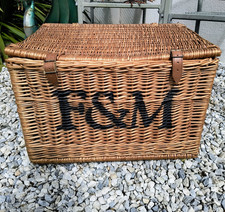 Extra large fortnum - extra, and