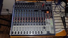 Behringer XENYX x2222usb