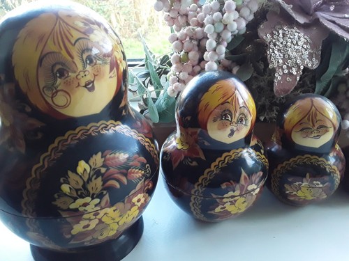 Vintage russian nesting dolls - vintage,